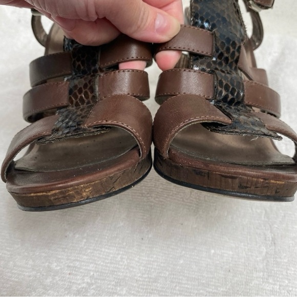 Nine West Womens Conquestr Brown Faux Snakeskin Leather Caged Heel Sandal Size 7 - Picture 8 of 15